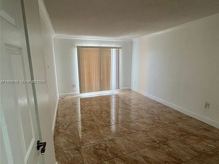 1075 W 68th St #218 — Photo 11