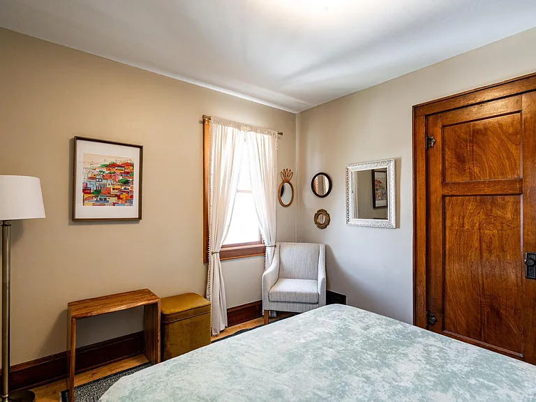 3249 S Kinnickinnic Ave — Photo 41