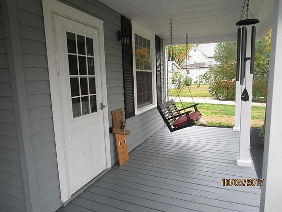 4th image of 141 N Walnut St
