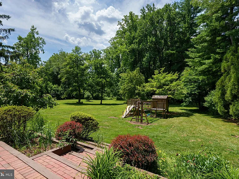 141 Hun Rd — Photo 49