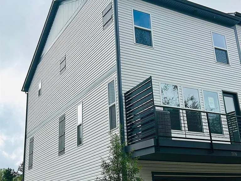 1516 Blanche St — Photo 1
