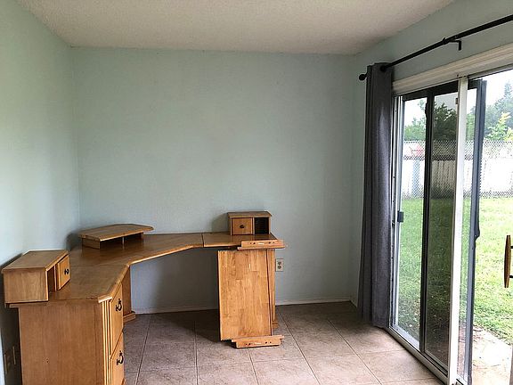 Office/4th Room