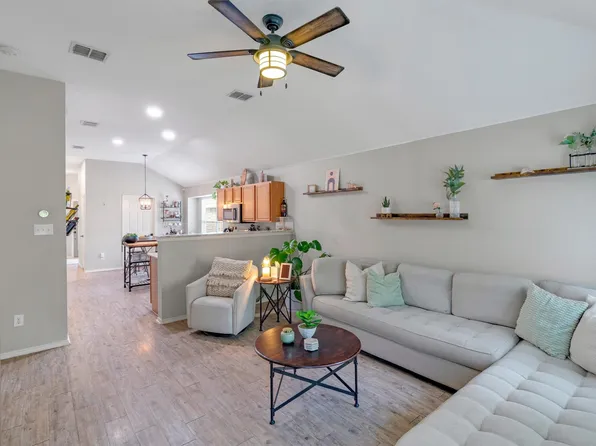 11828 Cottontail Dr, Fort Worth, TX 76244