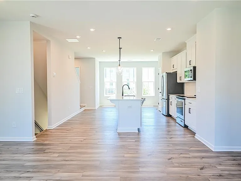 756 Payton Ln — Photo 19