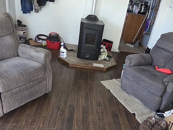 5th image of 1704 Maple St
