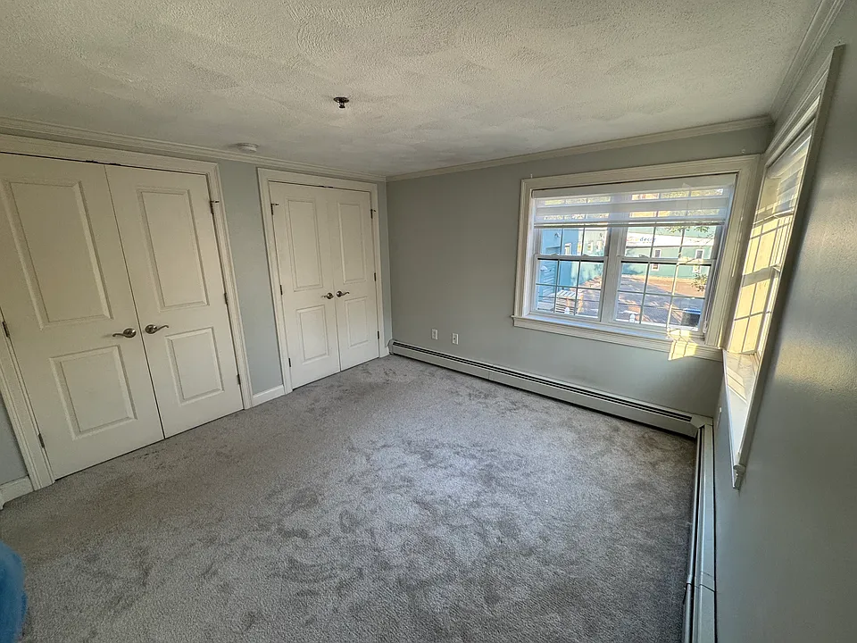 31 Elliott St