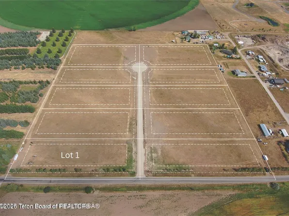 1 Hillside Ln, Driggs, ID 83422