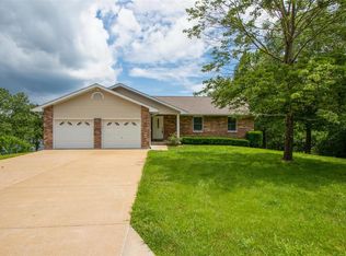 311 W Lakeview Dr, De Soto, MO 63020