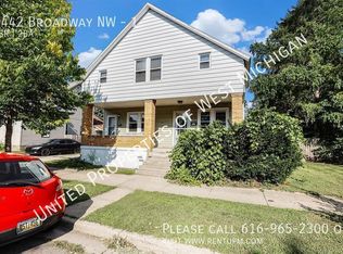 1442 Broadway Ave NW #1, Grand Rapids, MI 49504