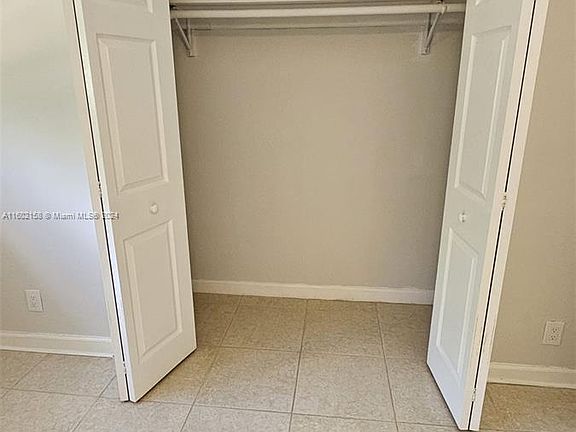 3rd image of 3621 Ponce De Leon Blvd #S