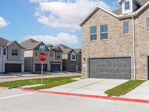 2nd image of 9826 Clifden St