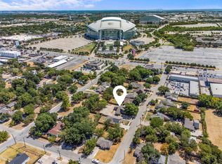 715 Peach St #4, Arlington, TX 76011