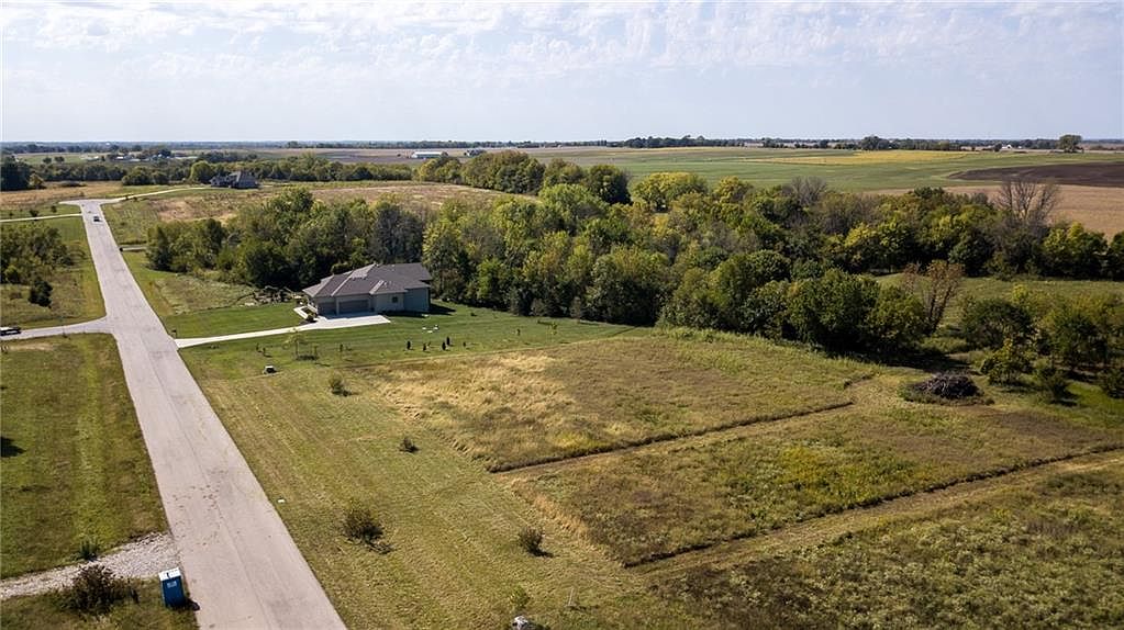 10 Plat 2, Bucyrus, KS 66013 MLS 2456762 Zillow