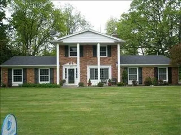 1841 Probert Rd, Jackson, MI 49203