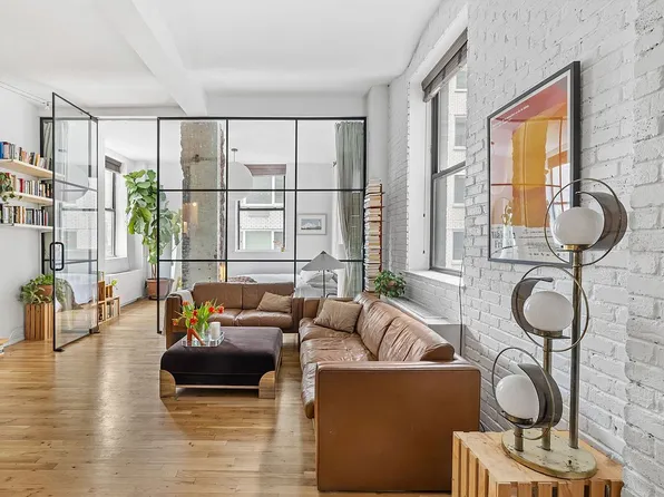 312 E 23rd St APT 5D, New York, NY 10010