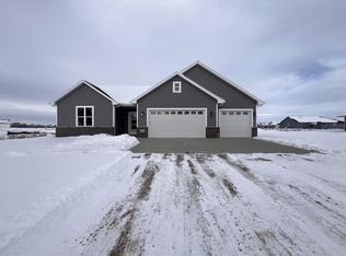 5304 Fenceline Ln, Omro, WI 54963
