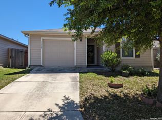 11450 Country Cyn, San Antonio, TX 78252