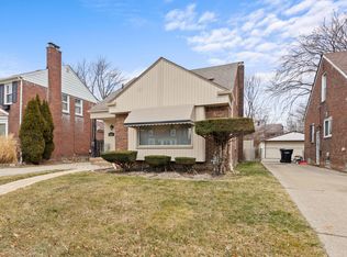 8266 Meyers Rd, Detroit, MI 48228