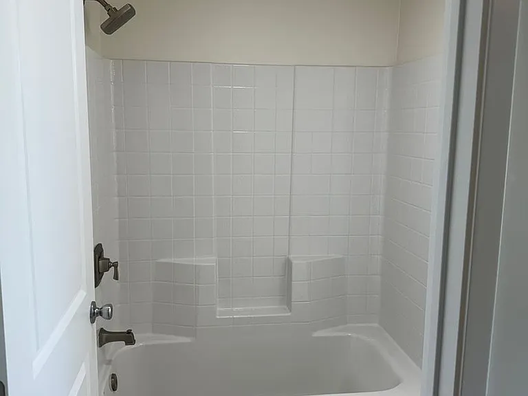 3205 Midway Dr — Photo 10