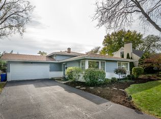 1300 E Prairie Ave, Wheaton, IL