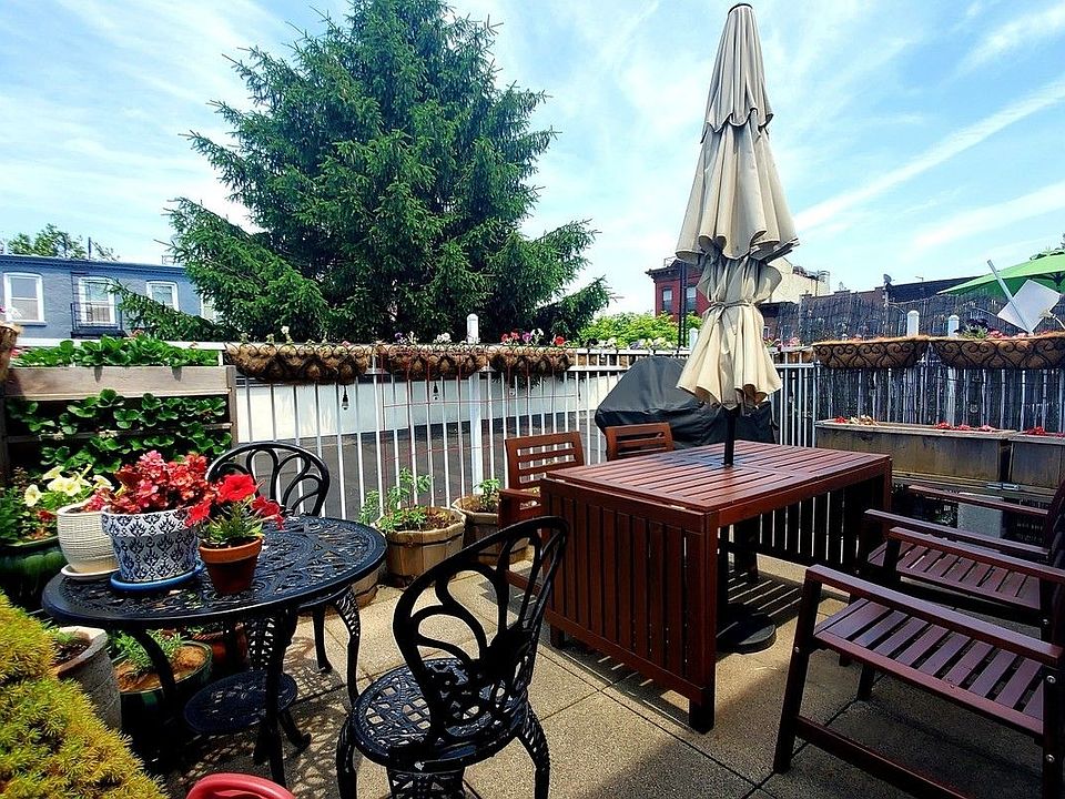 1st image of 291 President St APT 4