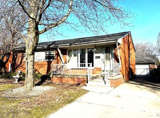15451 Cynthia St, Southgate, MI 48195