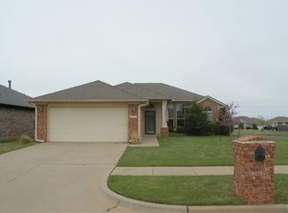 2401 NW 160th St, Edmond, OK 73013