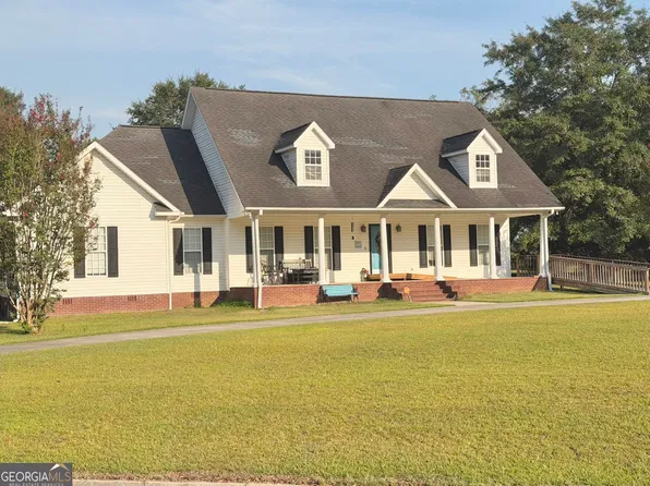 1142 Mulberry Pl, Dudley, GA 31022