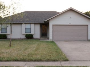 821 N Homewood Ave, Springfield, MO 65803