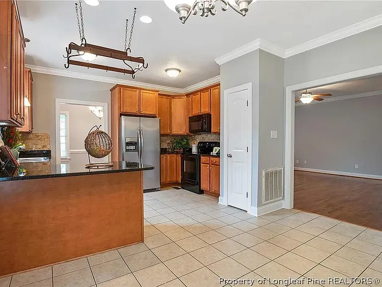 35 Blue Pine Dr — Photo 10