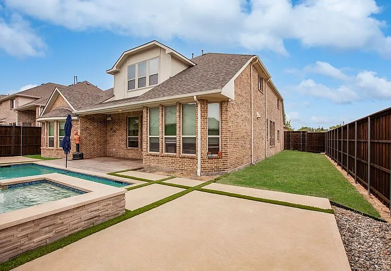 1614 Thoroughbred Ln — Photo 55