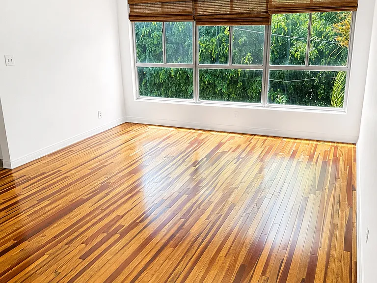 1427 N Gardner St #2 — Photo 2