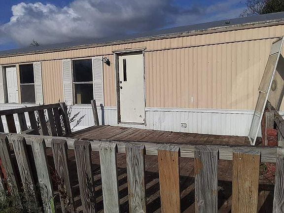 4th image of 104 W Oak Hill Dr