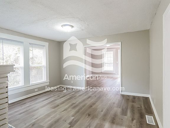 787627_005_wm_-_living_room_13241488.jpg