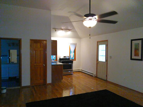 3rd image of 20 Gentile Ct APT B