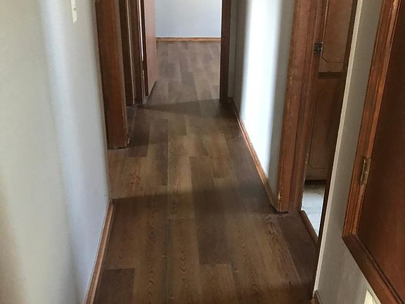 2nd image of 112 S 39th St