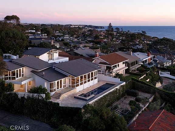 2nd image of 52 N Portola