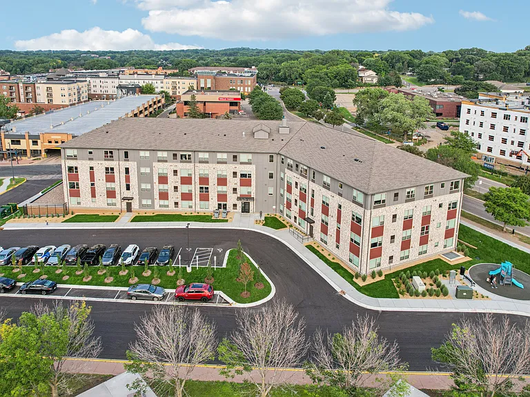 180 W Burnsville Pkwy — Photo 9
