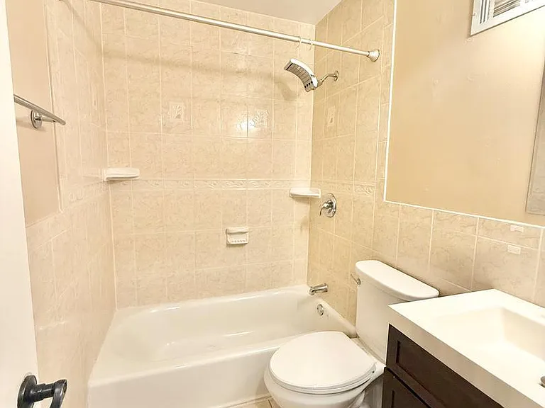 5439 Richenbacher Ave — Photo 14