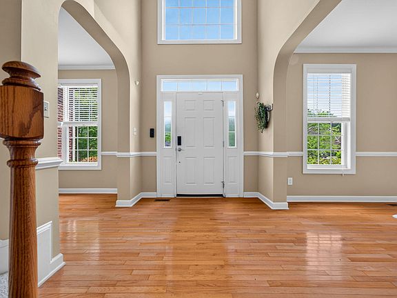 2nd image of 9313 Bramden Ct