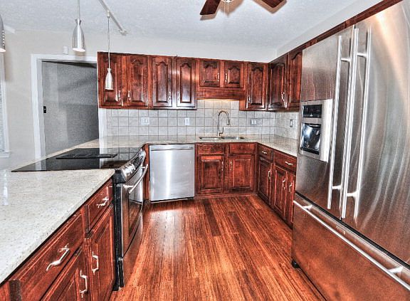4th image of 2287 Beaver Creek Ln