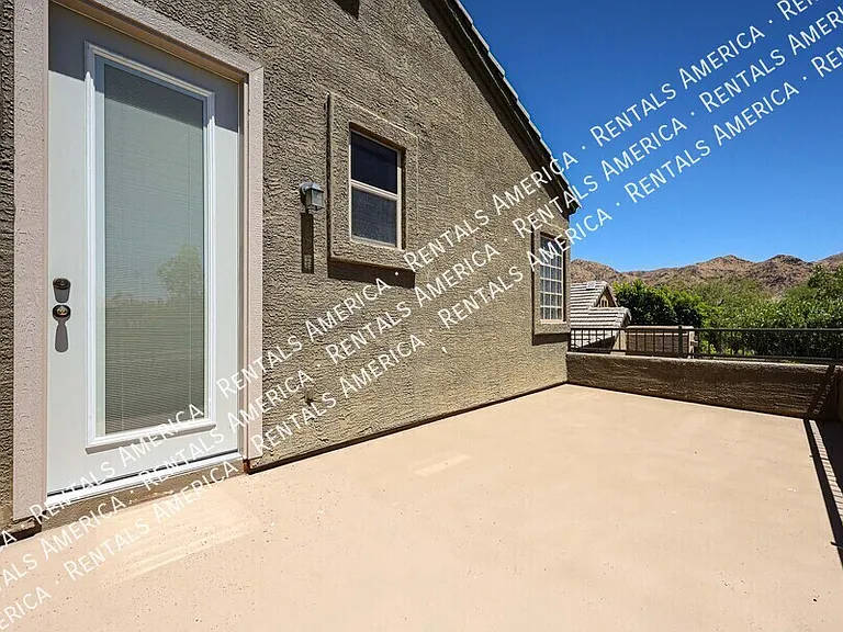 16869 S 30th Ave — Photo 39