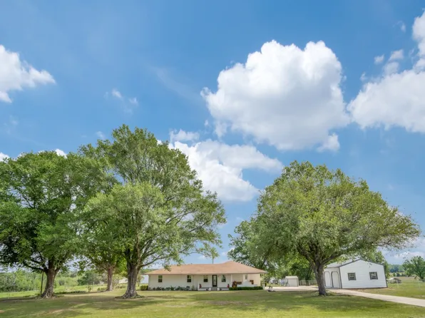 1911 Fm 1519 N, Leesburg, TX 75451