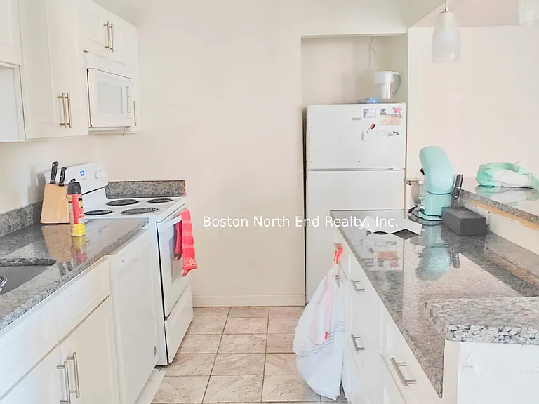 190 North St #5 — Photo 8