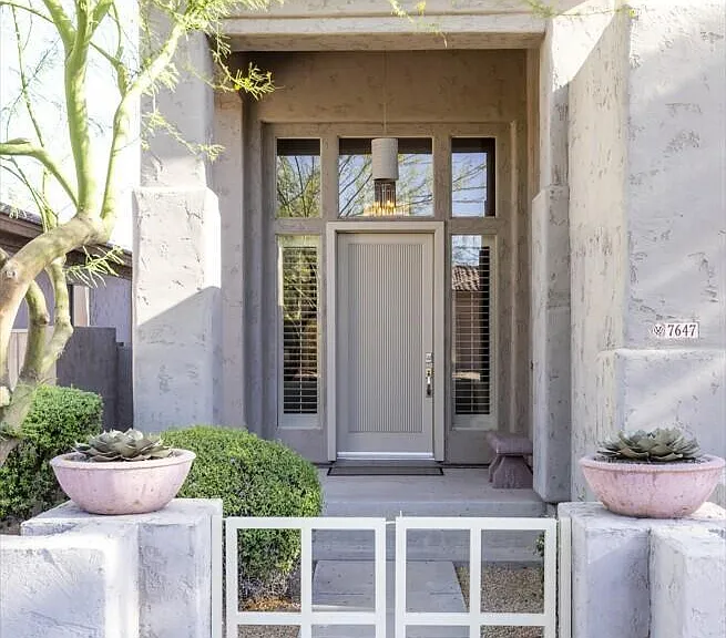 7647 E Los Gatos Dr — Photo 3