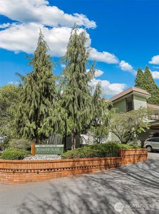 18900 8th Avenue NW #102, Shoreline, WA, 98177