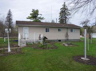 4482 N 11 Mile Rd, Pinconning, MI 48650