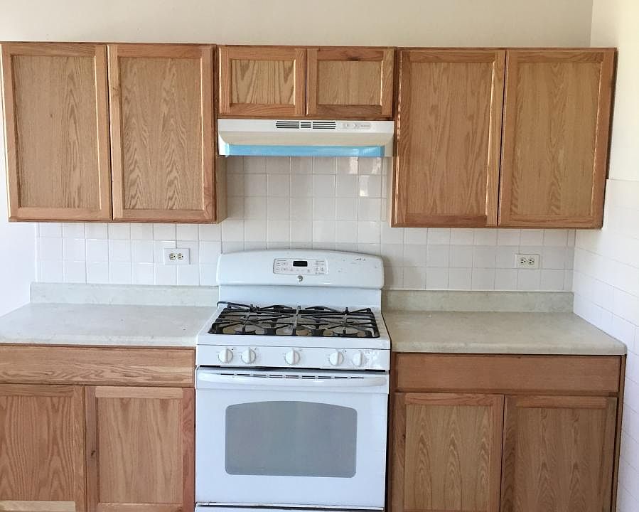 New Kitchen Cabinets