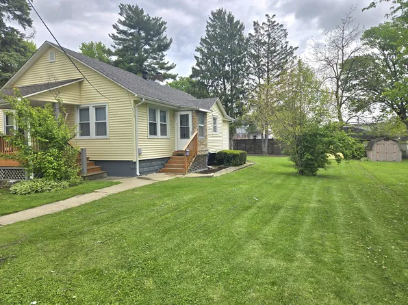 310 N West St, Crown Point, IN 46307