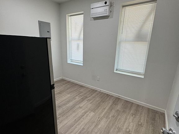 3rd image of 1222 N 50th St #1F